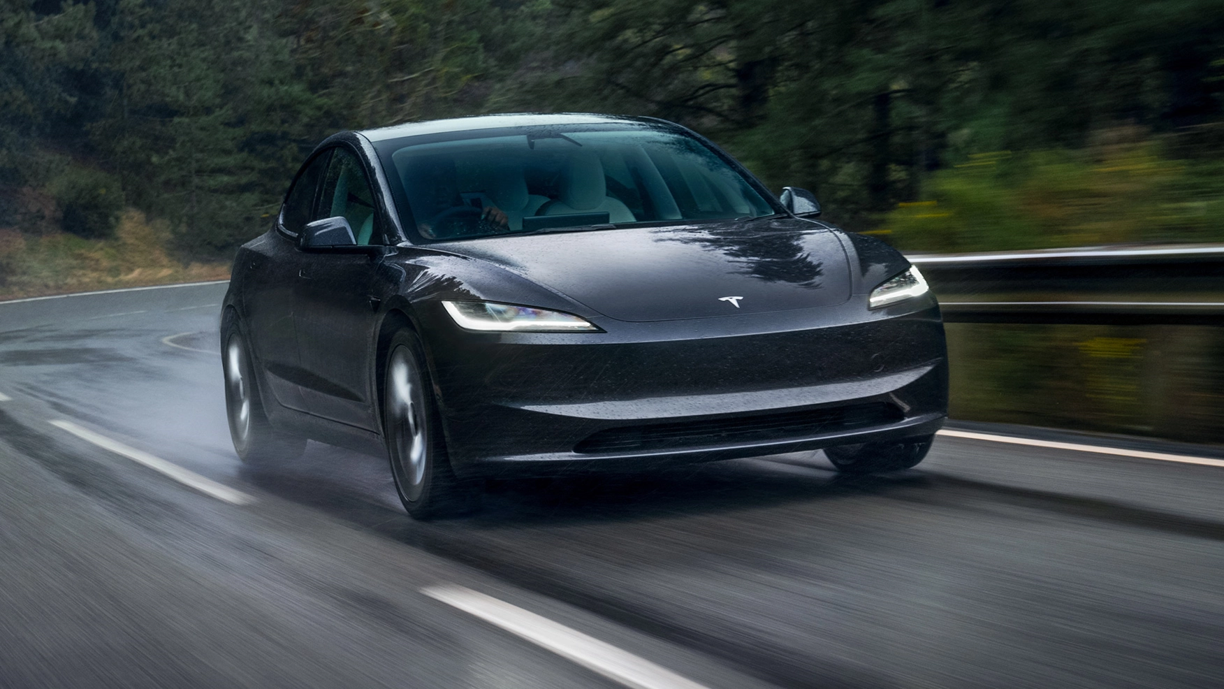 Tesla Model 3 (2024) 